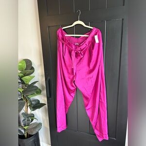 Satin fuchsia wide leg pants